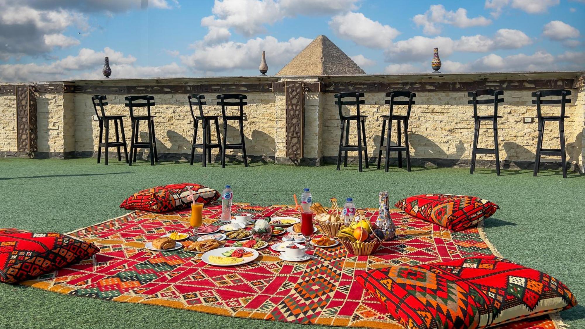 Master Pyramids Hotel Al Kawm al Akhdar 外观 照片