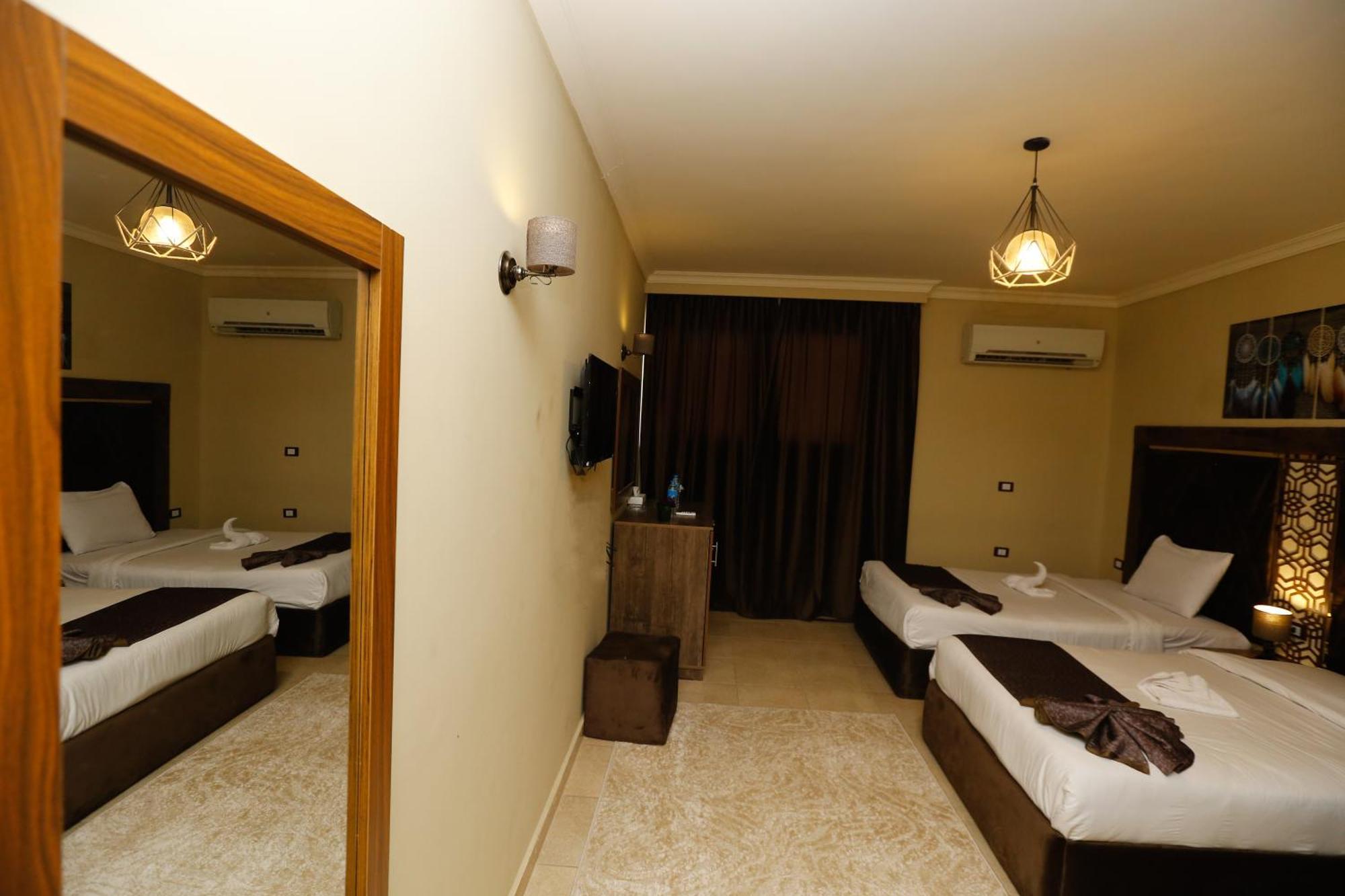 Master Pyramids Hotel Al Kawm al Akhdar 外观 照片
